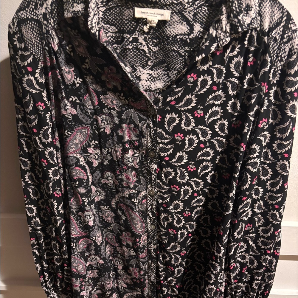 Beach Lunch Lounge Gabriella Ecovero Python N Flare Button Down Shirt